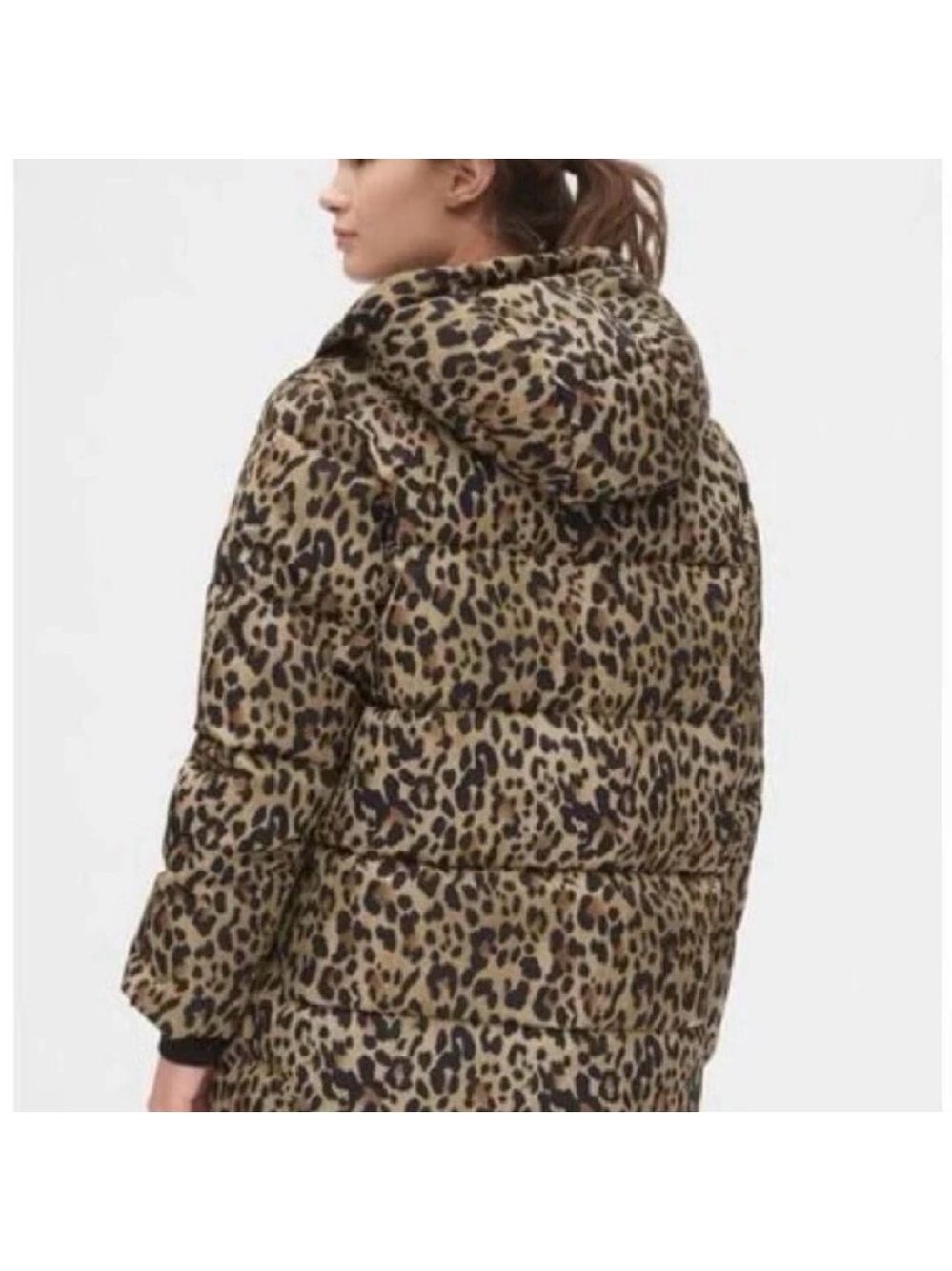 Gap leopard print hooded puffer jacket Womens Small Oversize Water Resistant